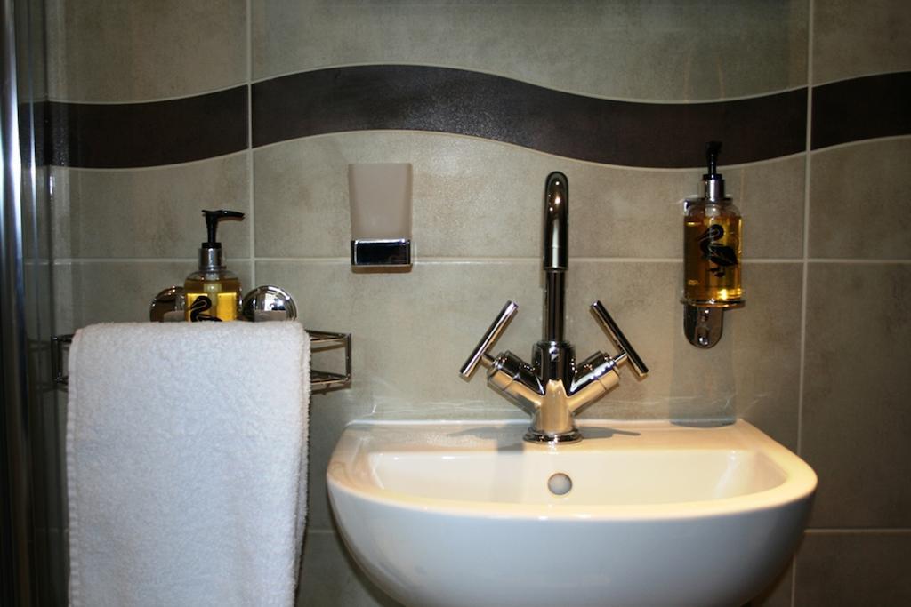 The Lazy Otter Bed and Breakfast Stretham Δωμάτιο φωτογραφία